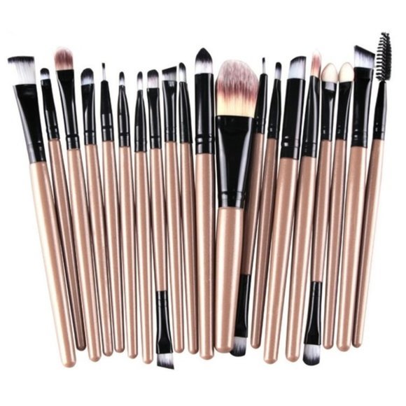 Other - NEW 20pc Nude Pro Makeup Brush Set Other - NEW 20pc Nude Pro Makeup Brush Set